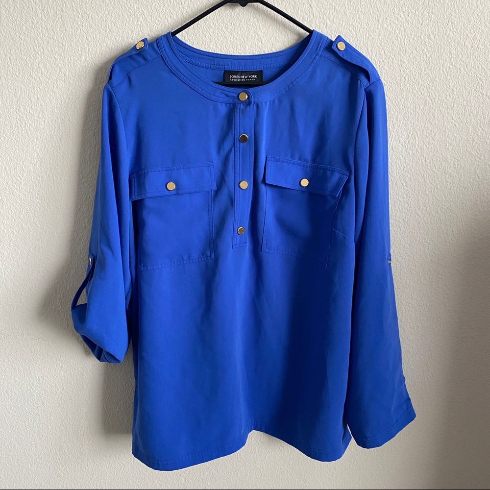 💙Like New💙 Jones New York Gold button blouse